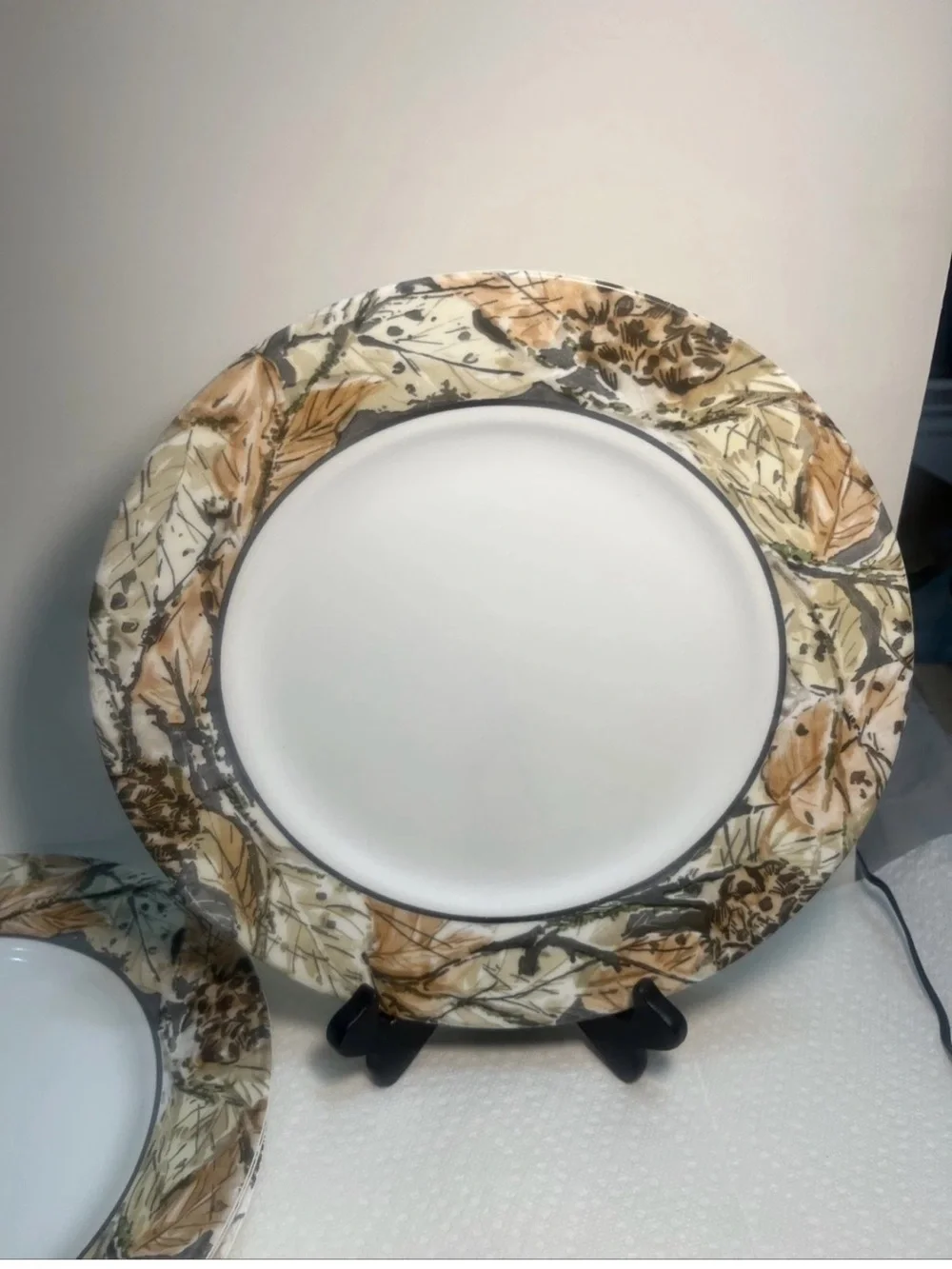 3 Corelle Woodland Leaves Camouflage Dinner Plates USA 10 3/4”.  559